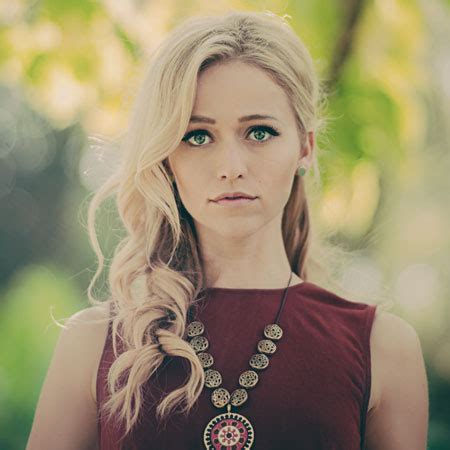 Johanna Braddy Bio, Affair, Married, Husband, Net Worth, Weight